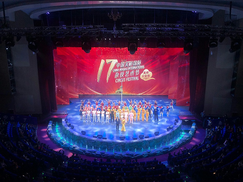演出中舞台桃子视频污的调试技巧与效果关系